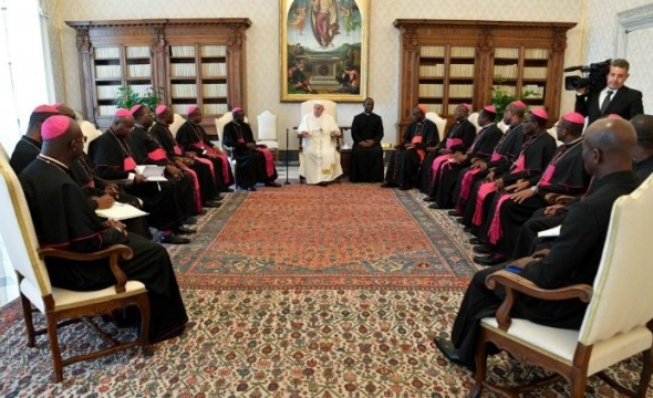 Le Pape exhorte l'Eglise de la Côte d’Ivoire à prendre sa part de souffrance dans l'annonce de l'Évangile